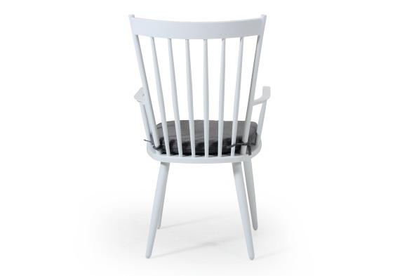 Alvena stol matt vit med dyna - Olson Möbler i Åkersberga